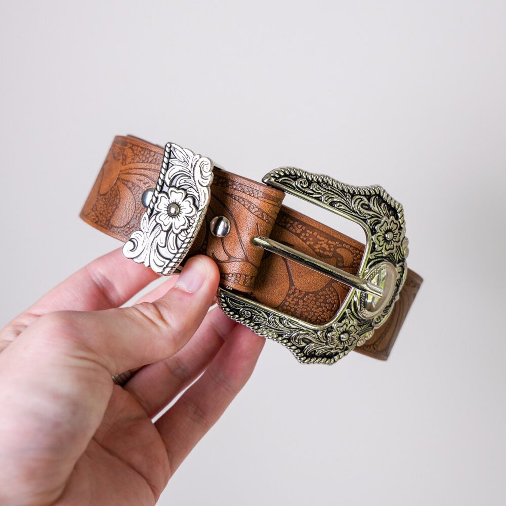 y2k western floral buckle brown belt — 2000s boho cowboy style